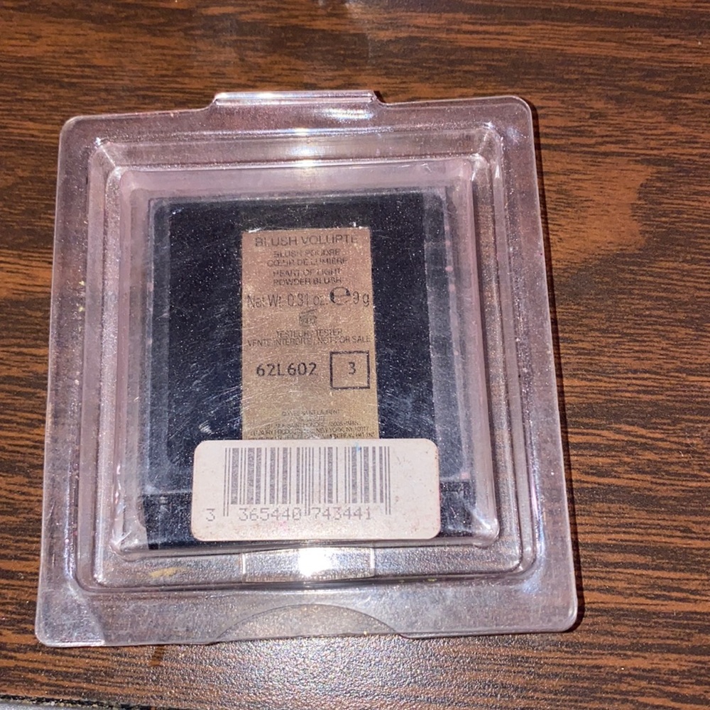 Blush - Picture 2 of 2